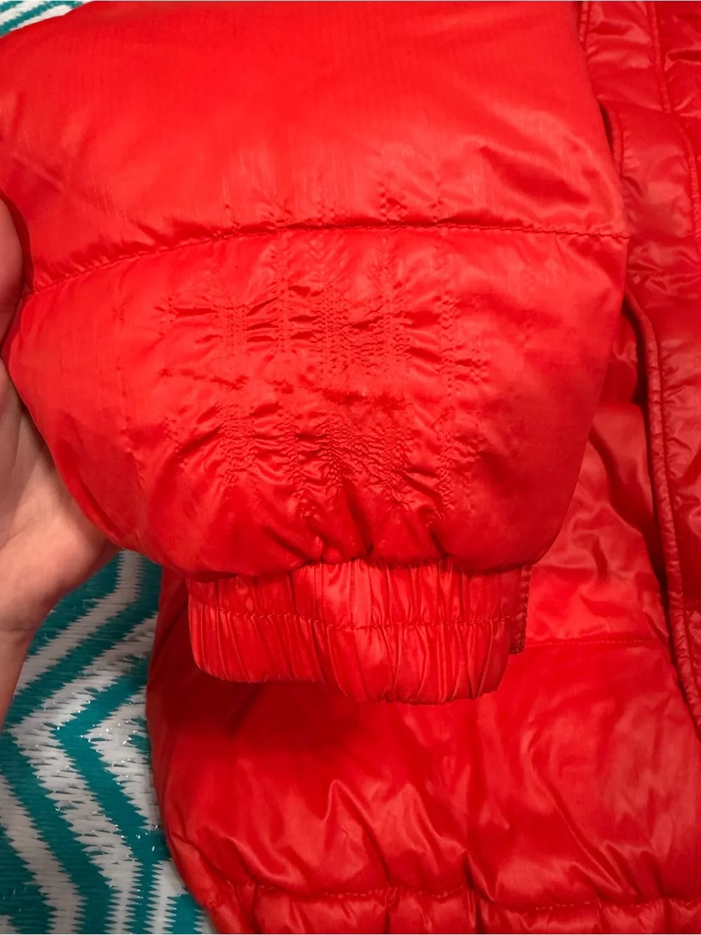 Stussy Men’s Red Hooded Puffer Jacket Insulated Winter Coat